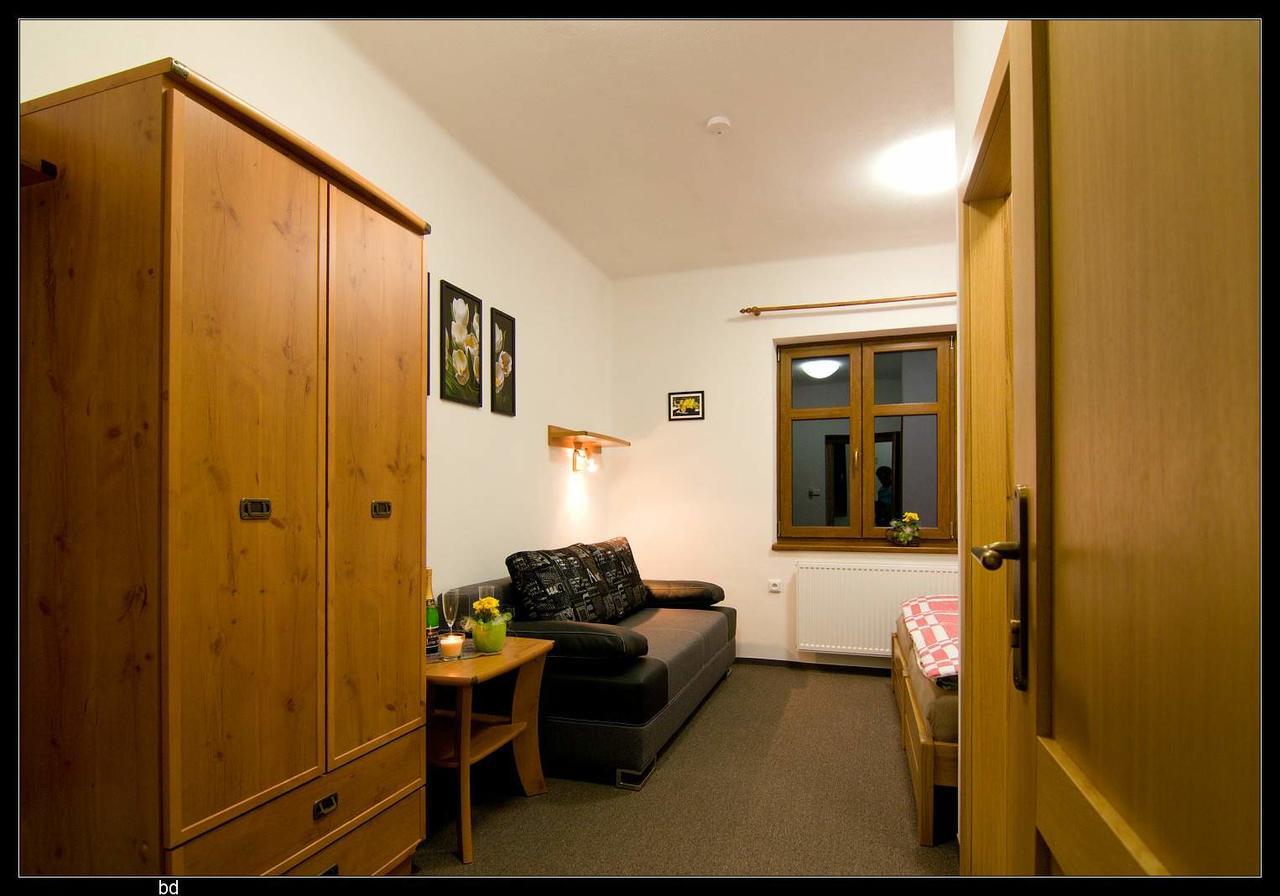 Ubytovaci Hostinec Na Skalach Budislav  Exterior photo