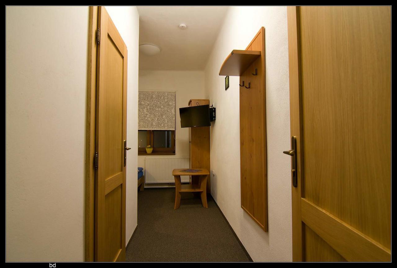 Ubytovaci Hostinec Na Skalach Budislav  Exterior photo